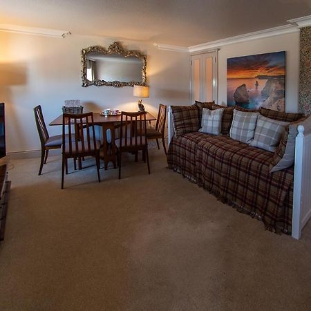 3, The Dolphin, 49 Quay Street - Stunning Apartment - Quintessential - Quay Views - Sleeps 2-4 People Newport (Isle Of Wight) Exterior foto