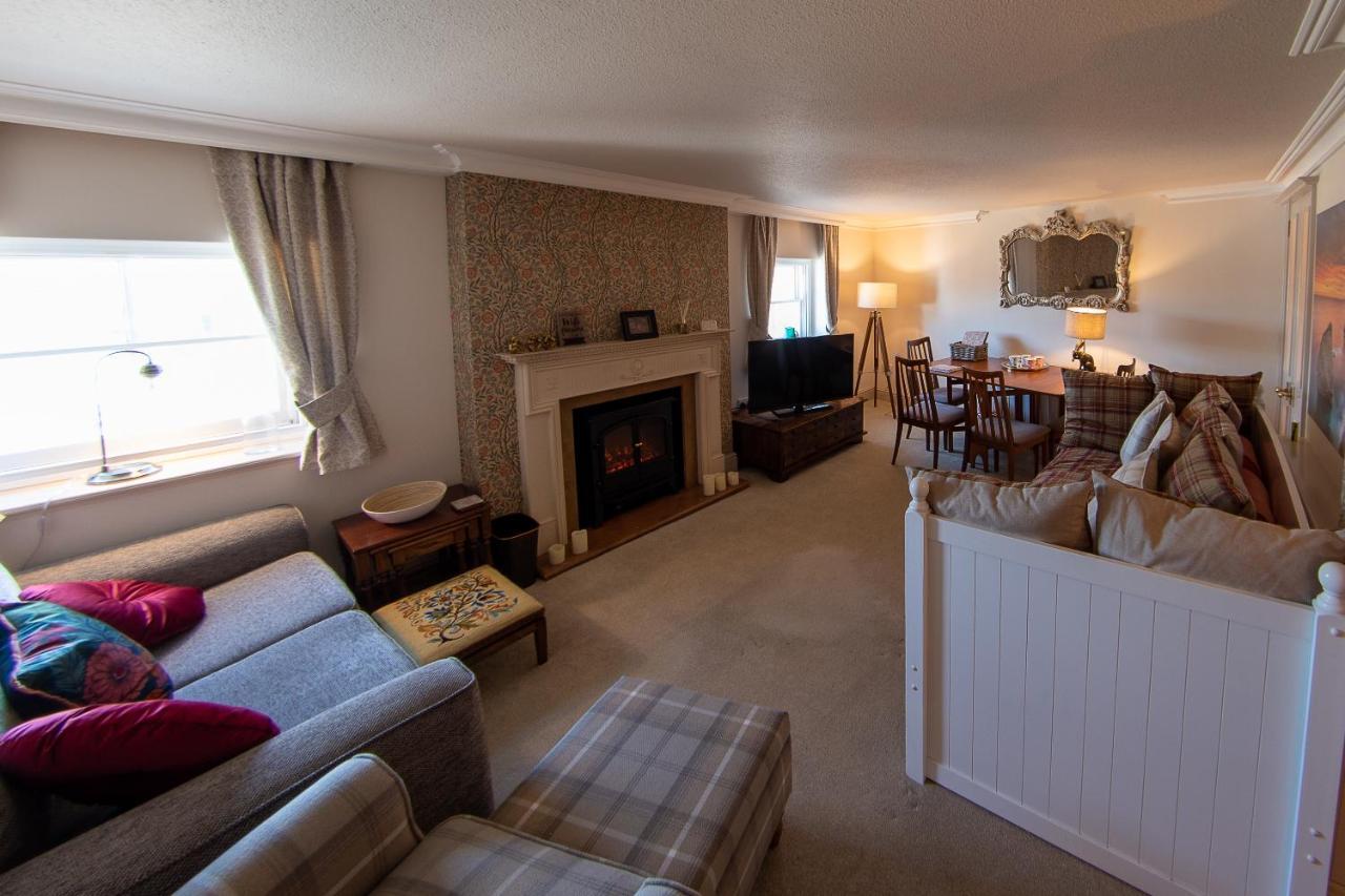 3, The Dolphin, 49 Quay Street - Stunning Apartment - Quintessential - Quay Views - Sleeps 2-4 People Newport (Isle Of Wight) Exterior foto